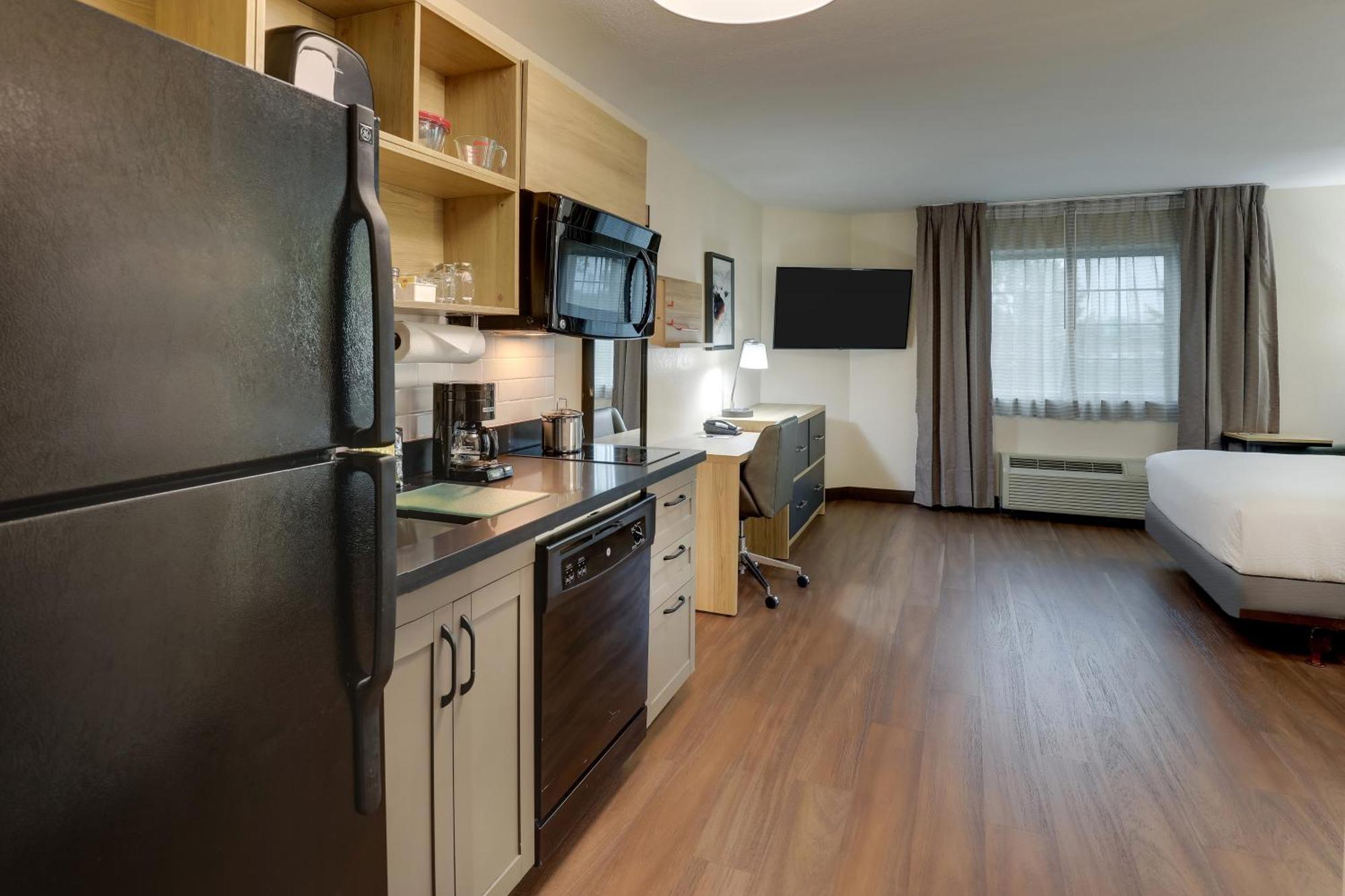 Candlewood Suites Lexington By Ihg Экстерьер фото