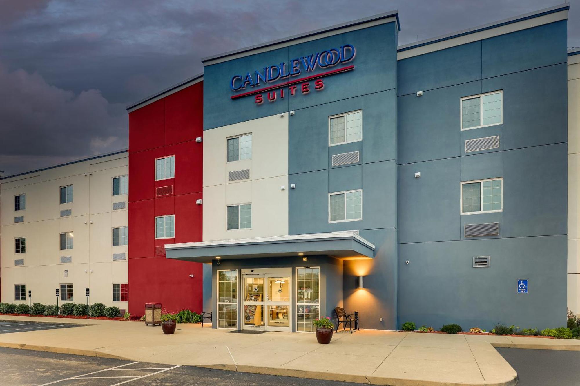 Candlewood Suites Lexington By Ihg Экстерьер фото