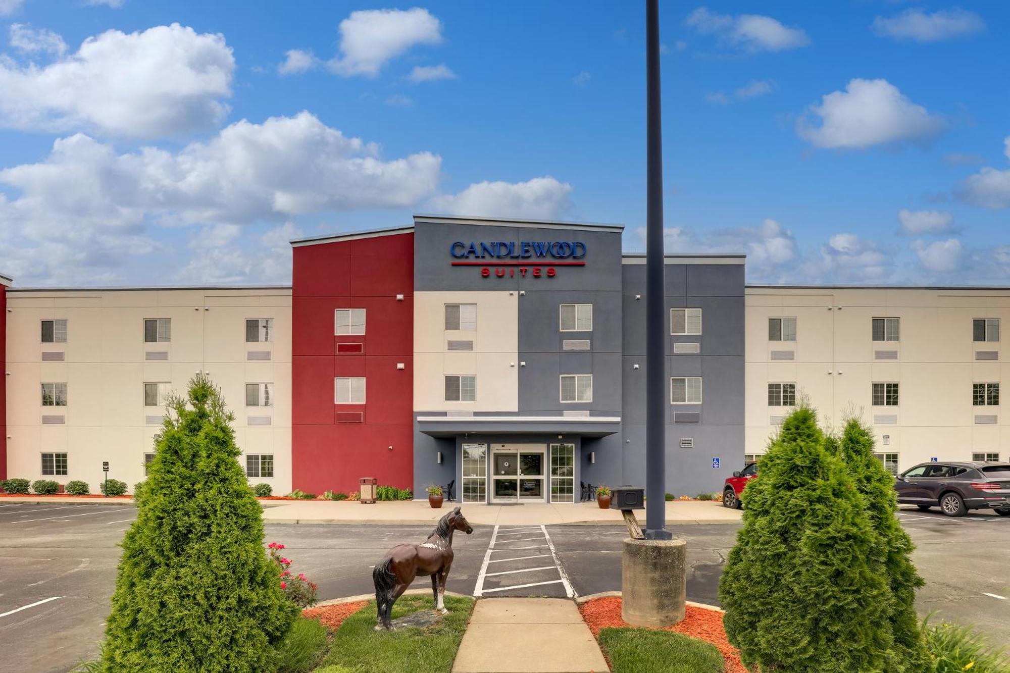 Candlewood Suites Lexington By Ihg Экстерьер фото