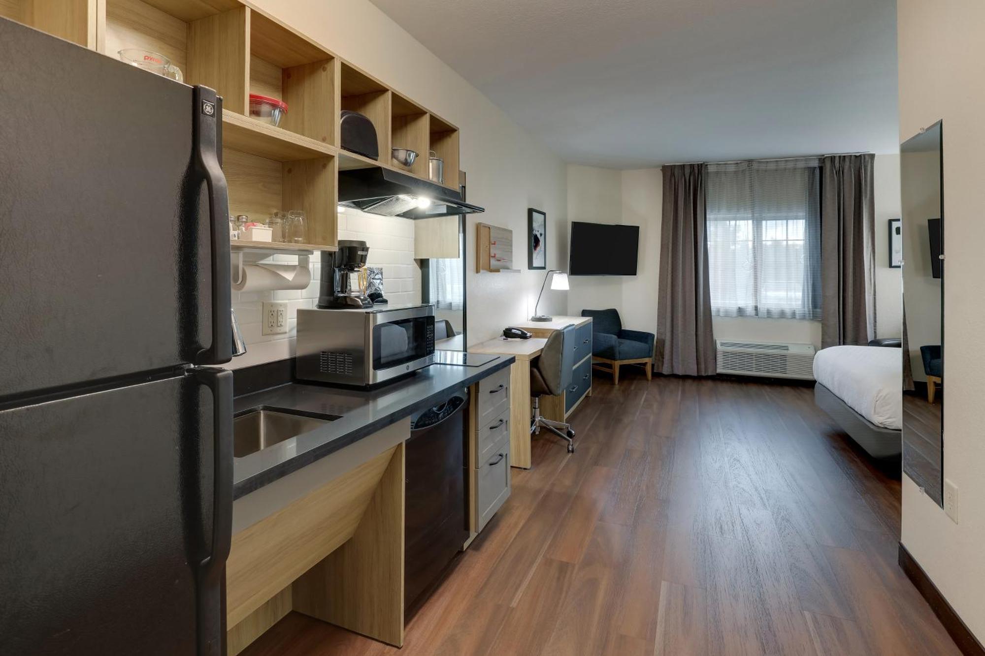 Candlewood Suites Lexington By Ihg Экстерьер фото