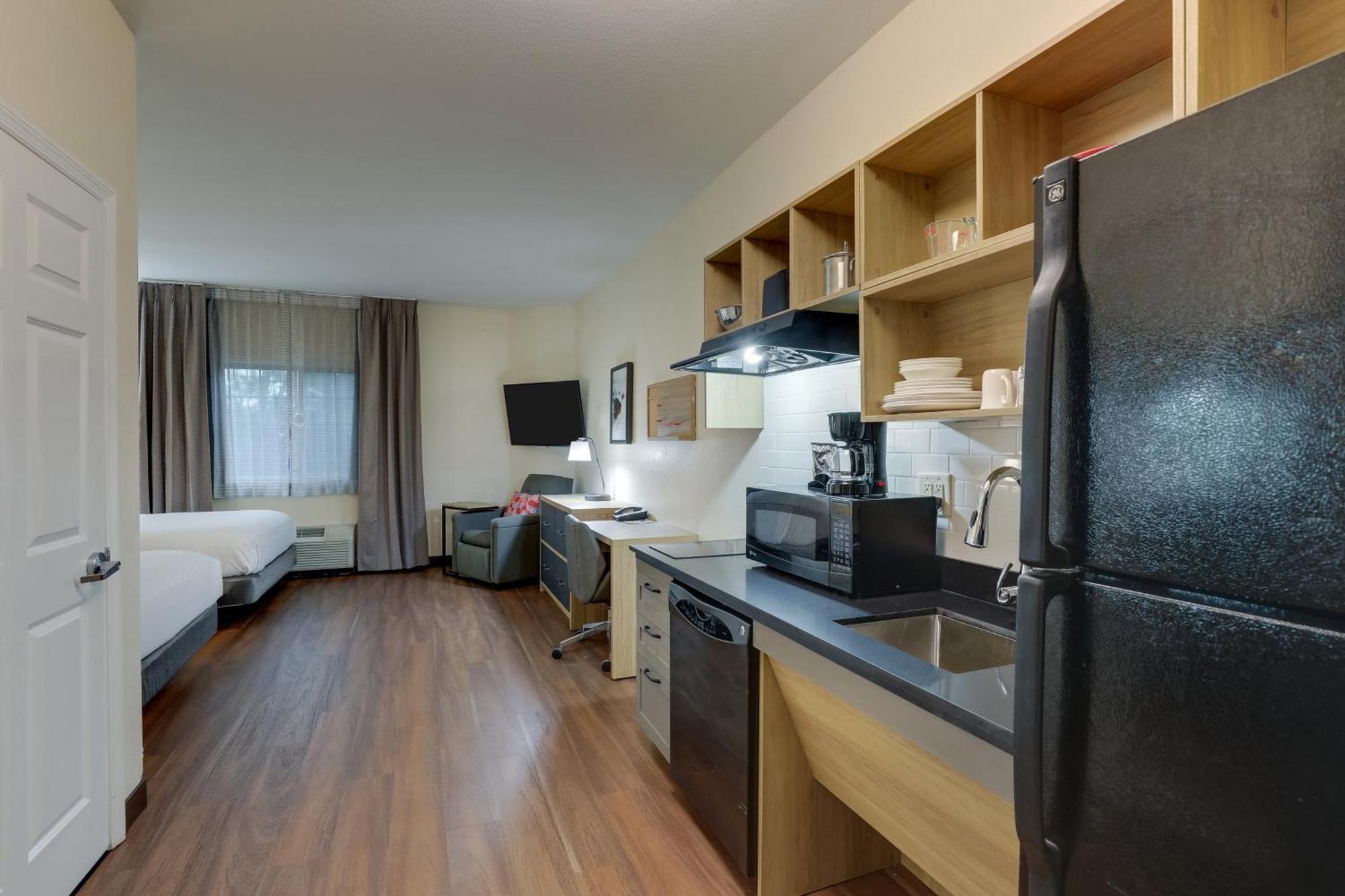 Candlewood Suites Lexington By Ihg Экстерьер фото