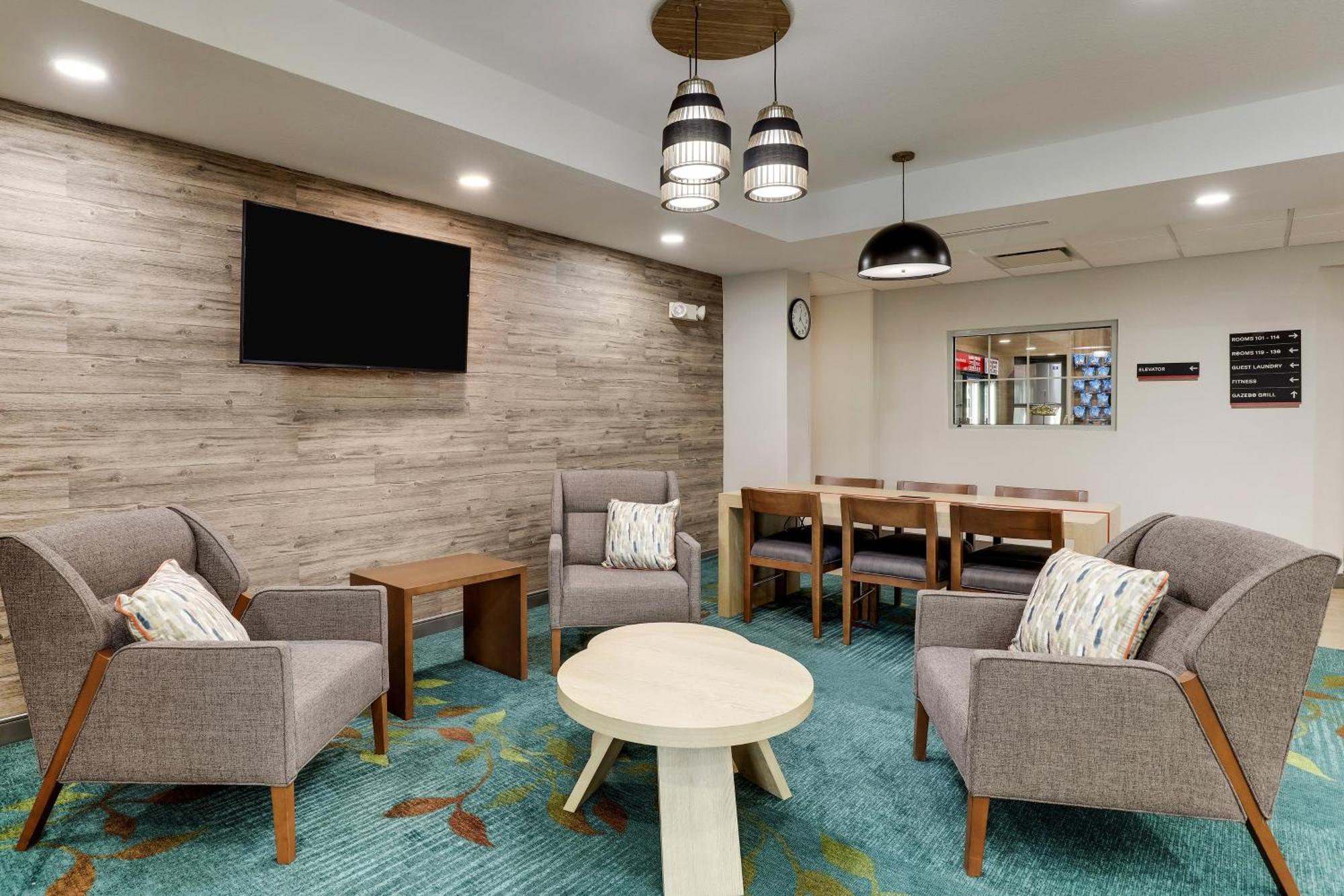 Candlewood Suites Lexington By Ihg Экстерьер фото
