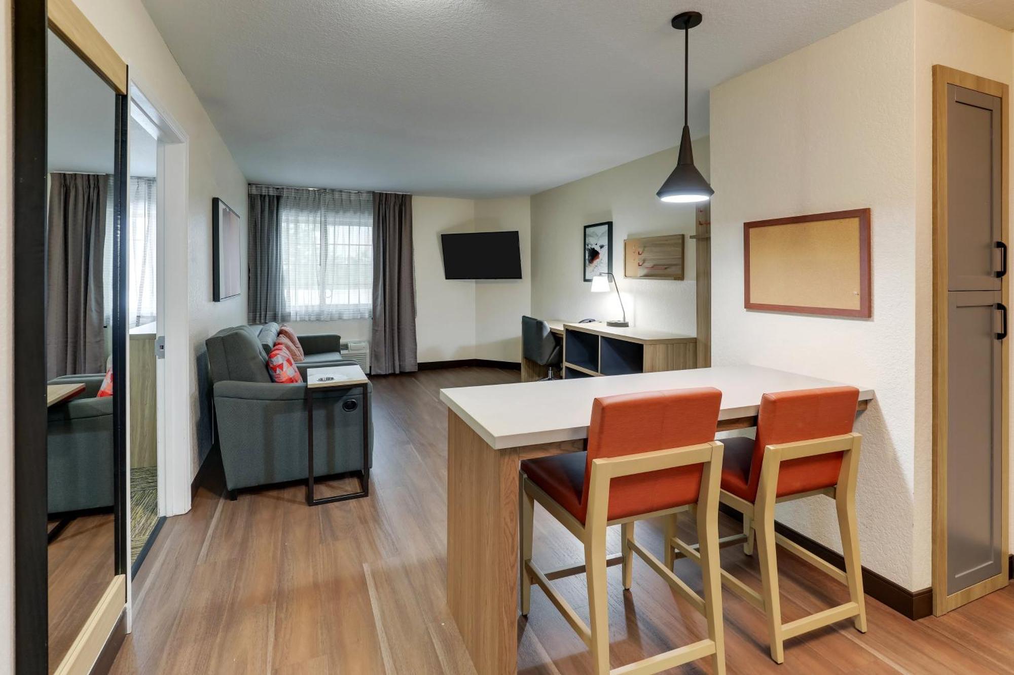 Candlewood Suites Lexington By Ihg Экстерьер фото